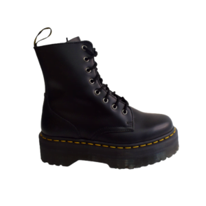 DR MARTENS Archives - Holchim Hacheret