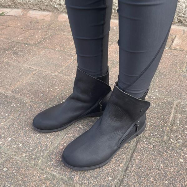 דגם עופרי שחור 1