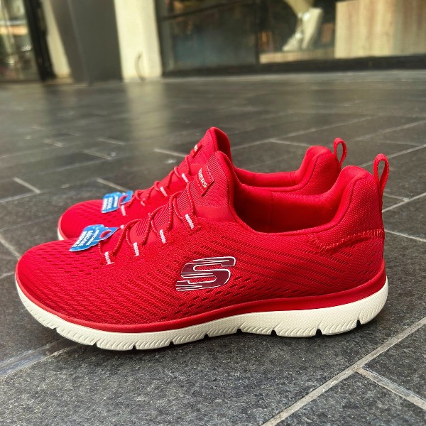 סקצ'רס אדום 3