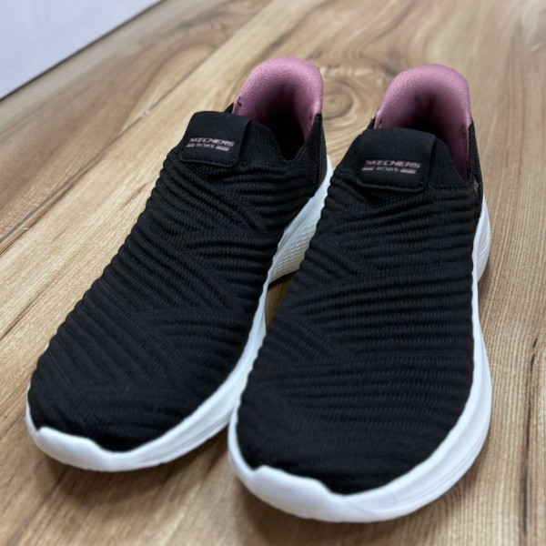 סליפ אין שחור ורוד לנשים