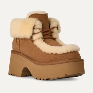 UGG Esmee Lace Up - צבע חום