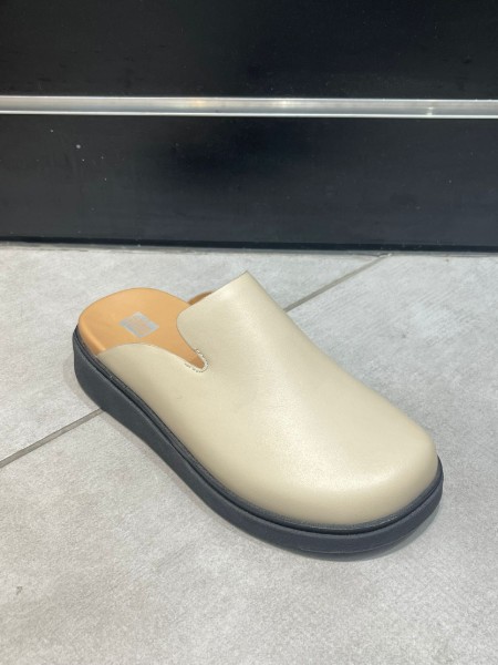 484b51b4 F7b3 4783 8def 1c15906cdd11