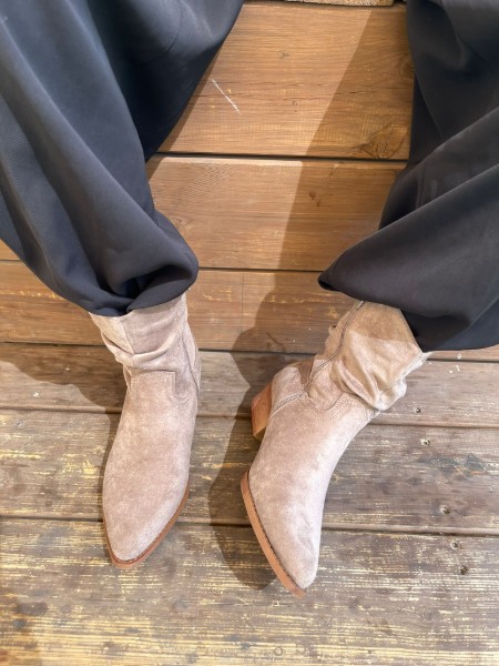 4dd581ea 501d 4704 Bda7 1fb152d17f66