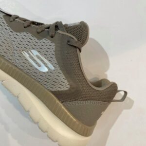 נעלי Skechers לנשים – חום בז