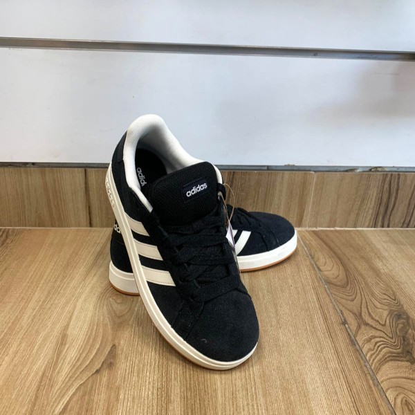 אדידס סניקרס שחור 2