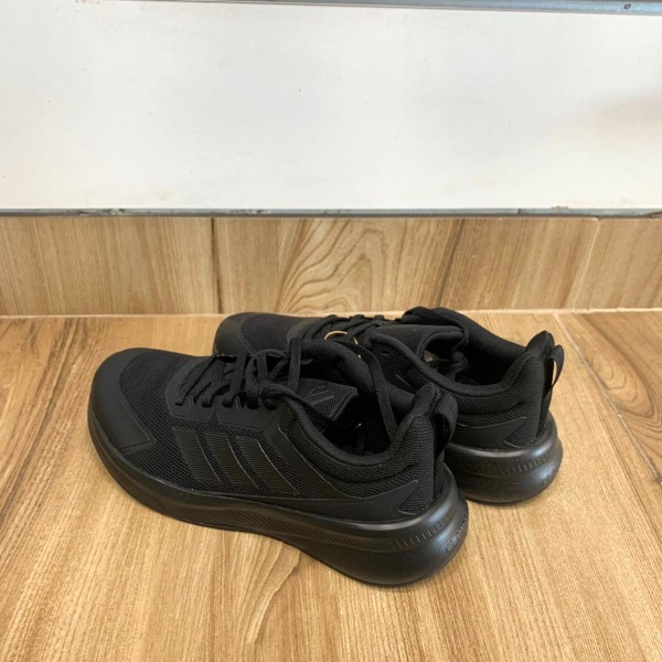 אדידס ספורט שחור שחור 2