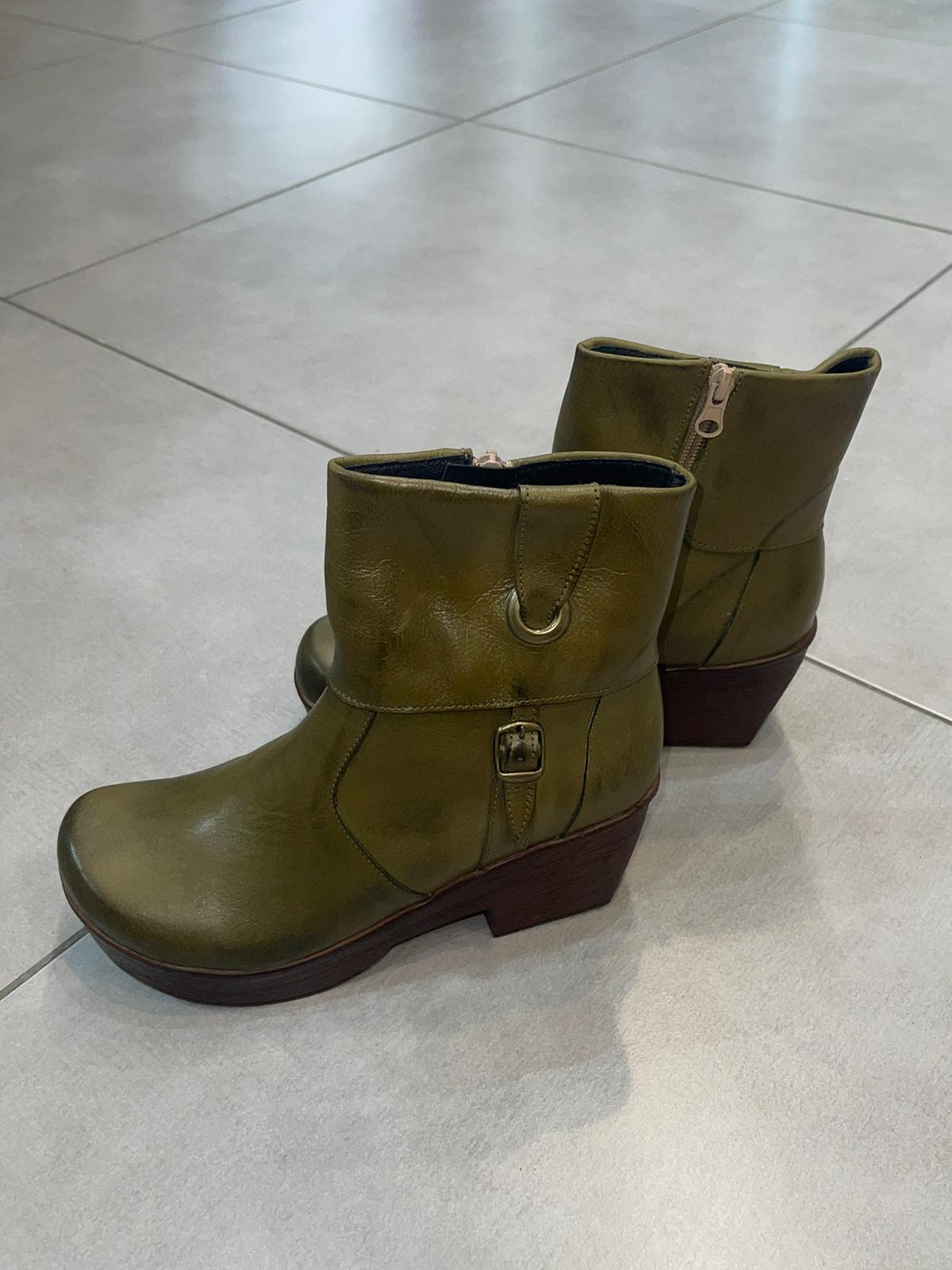 25d079b7 E7bb 438b 926f Fa9eaf7a657e