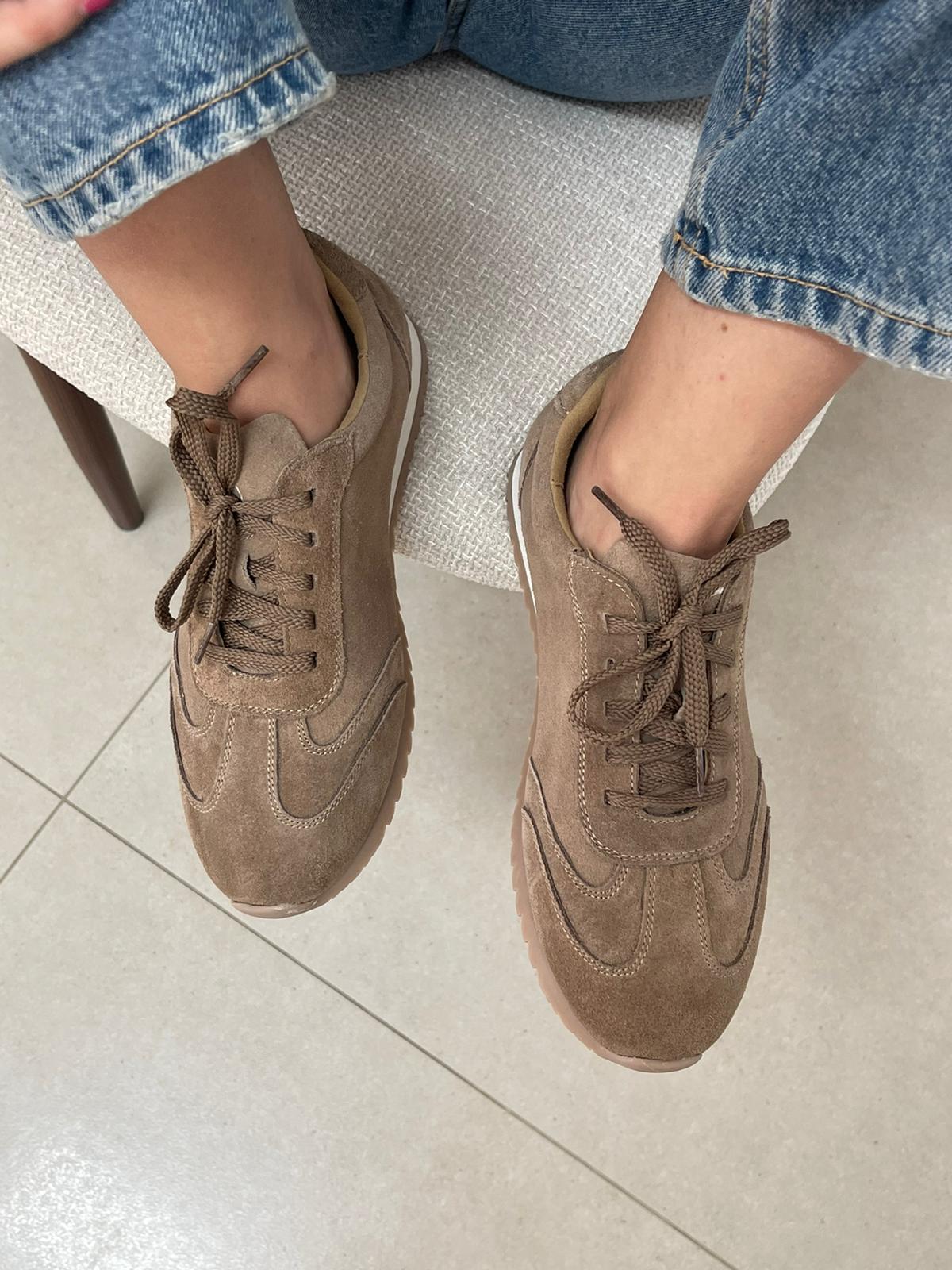 7feaa2c0 3a59 4b83 9598 828231472d5f