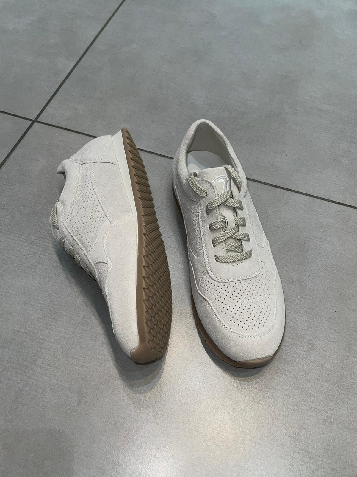 D37b14d0 A635 4055 A9c5 F2d0b0aae95e