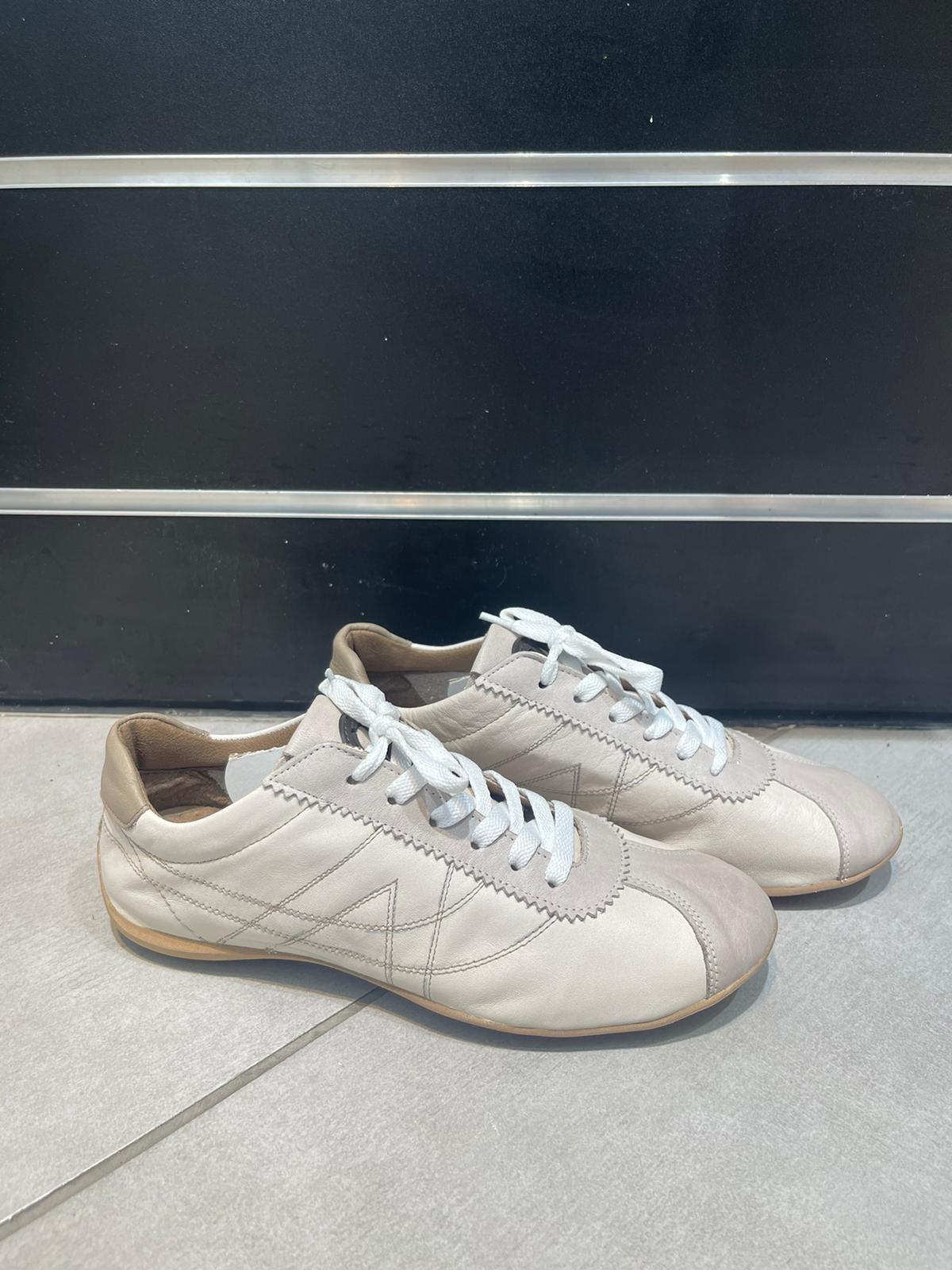 Dea25fdb 7068 474a Bec8 Bcbf4ef2bd83