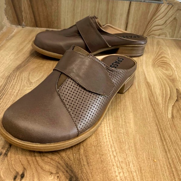 דגם לילי חום 5