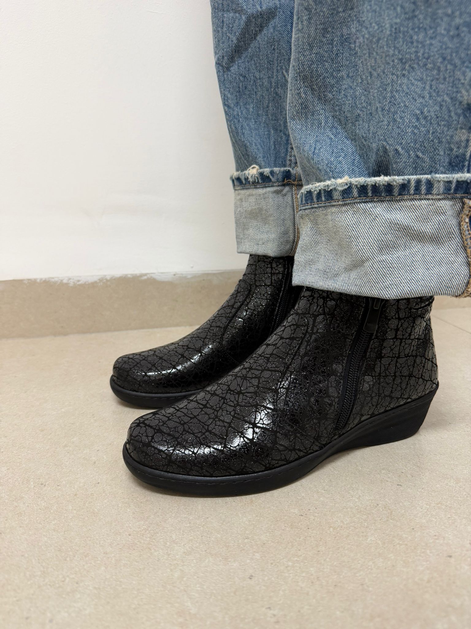 0a821ea0 0b0c 46be B671 48ad3729ab14