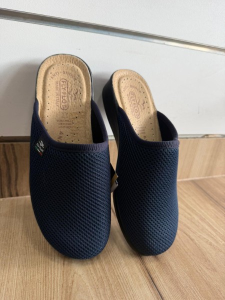 115d2380 6bf0 4354 Acd6 5e1cbdad2d31