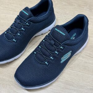 נעלי Skechers לנשים- כחול לבן