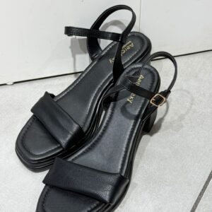 דגם מוריה- סנדלי עקב פס